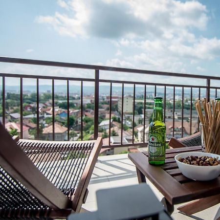 The Aviator Apartment - Jacuzzi & Panoramic View Клуж-Напока Екстериор снимка