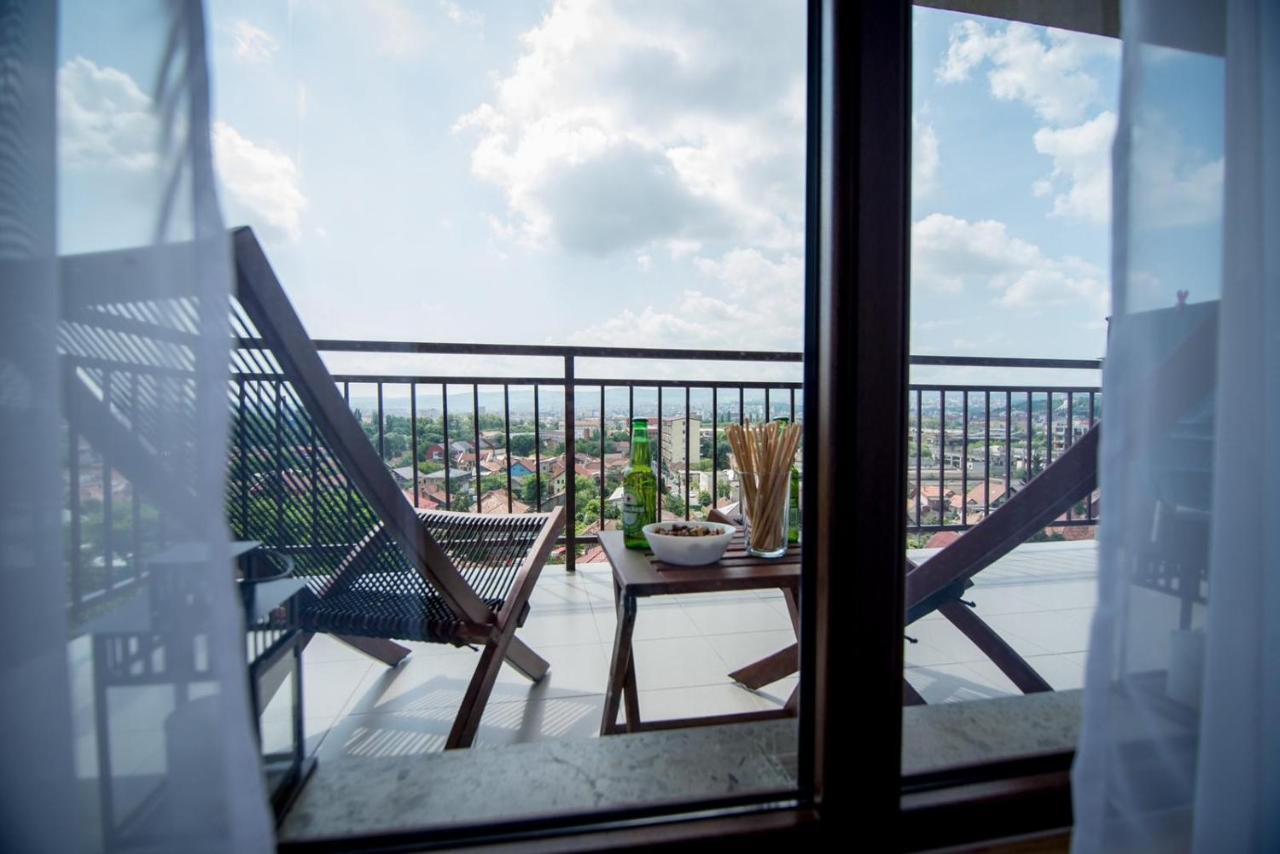 The Aviator Apartment - Jacuzzi & Panoramic View Клуж-Напока Екстериор снимка