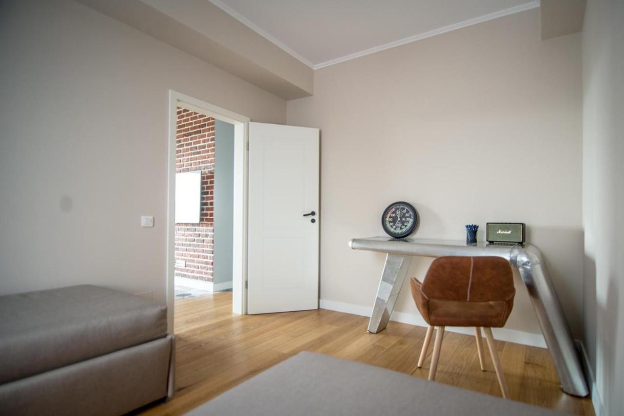 The Aviator Apartment - Jacuzzi & Panoramic View Клуж-Напока Екстериор снимка
