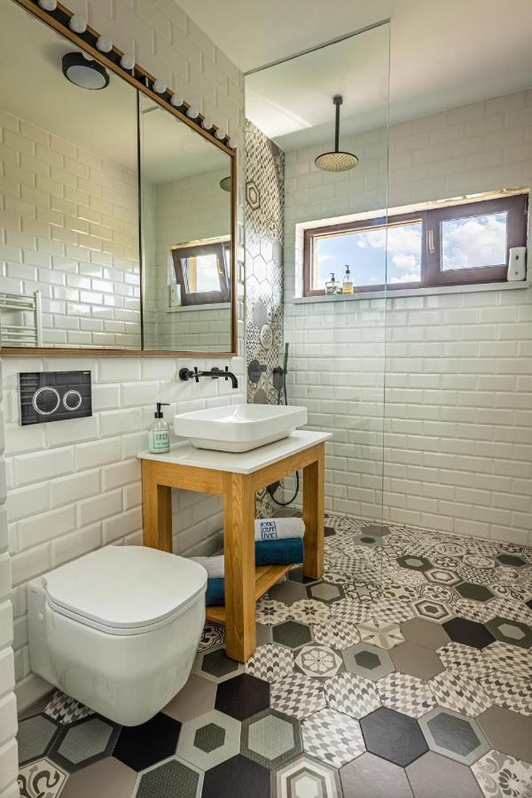The Aviator Apartment - Jacuzzi & Panoramic View Клуж-Напока Екстериор снимка